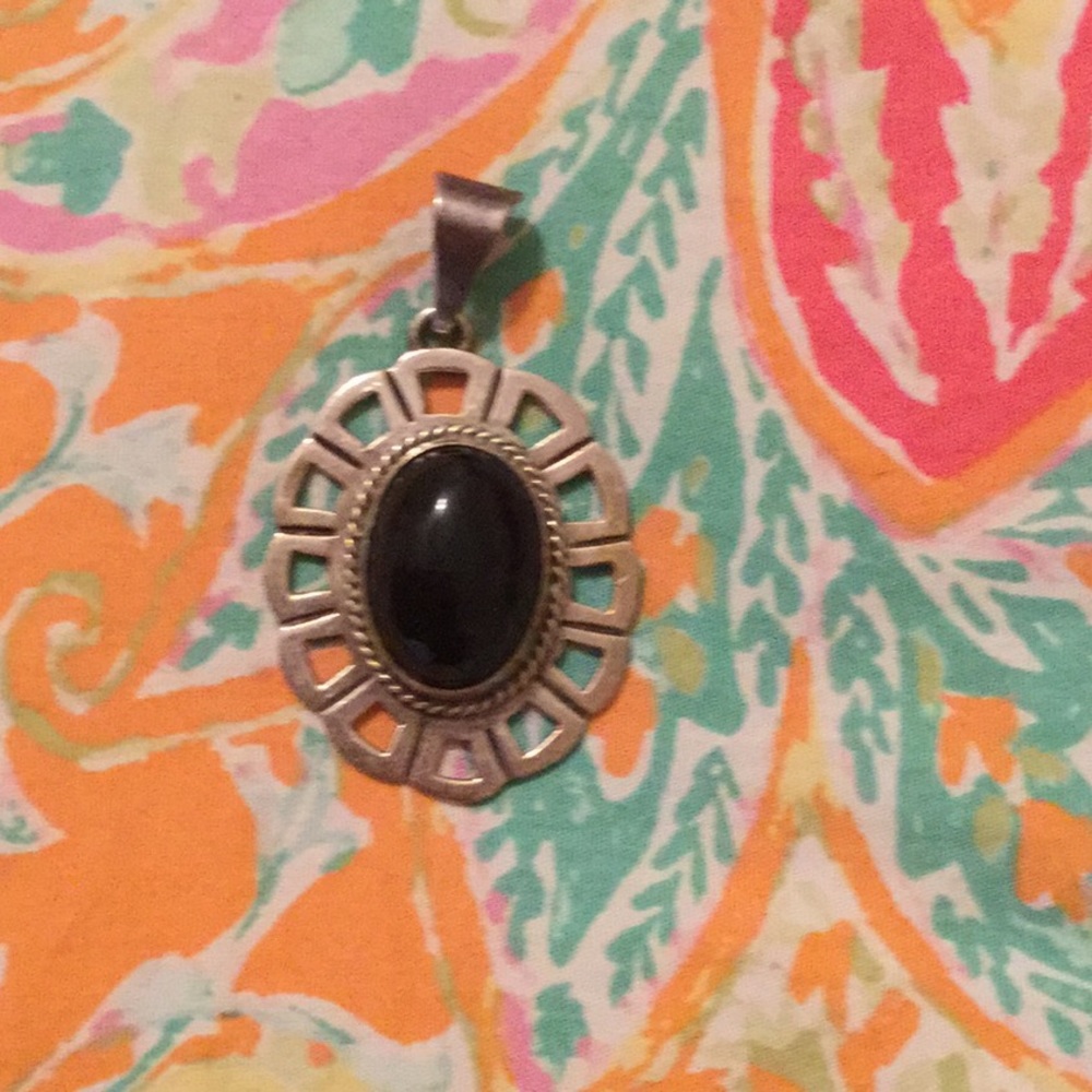 Sterling Silver onyx pendant